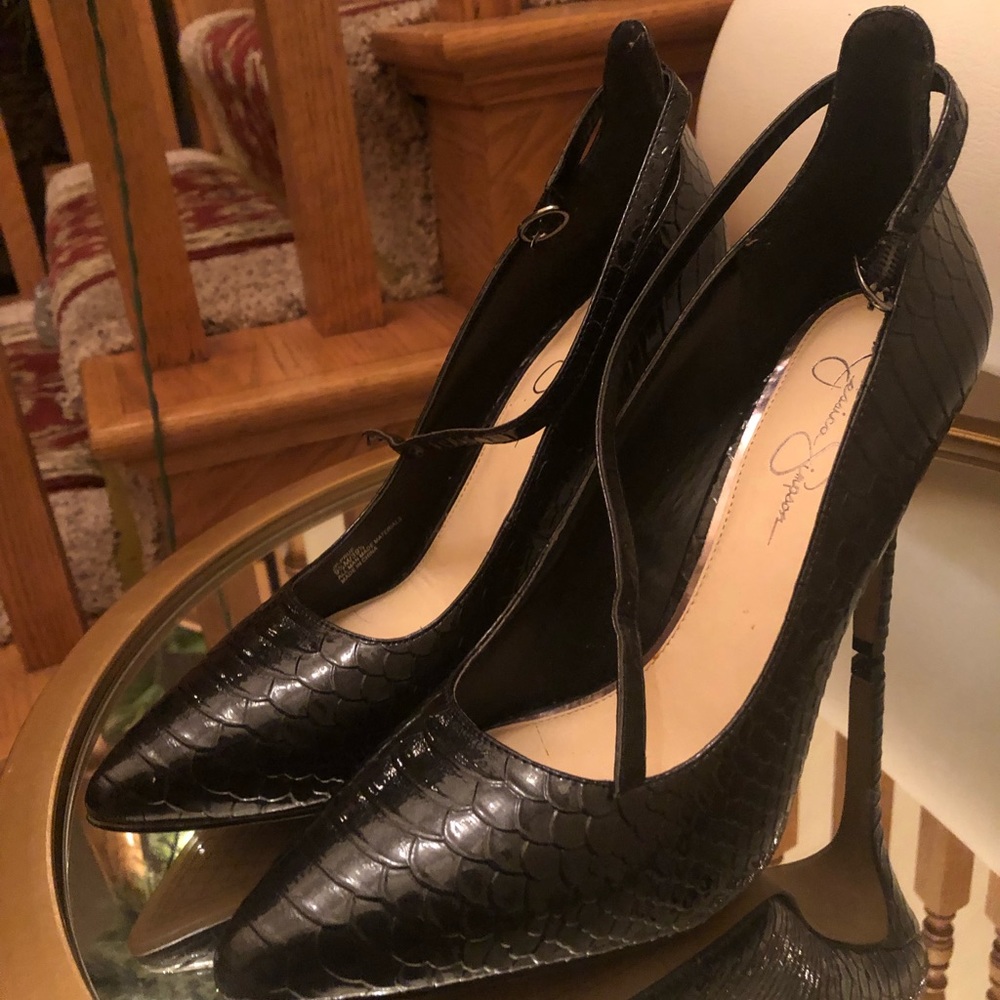 Close toed heels!